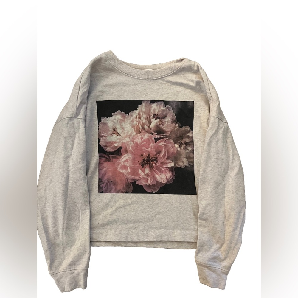 H&M flower sweater
